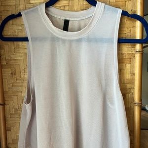 SIZE SMALL CARBON38 SHEER CROPPED TANK
